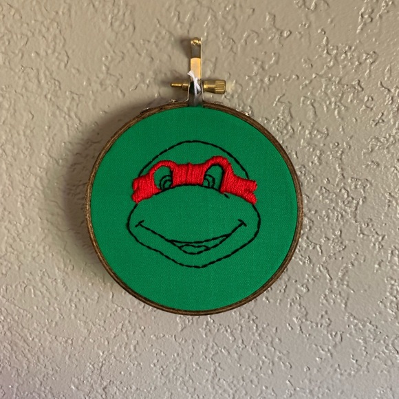 Ninja Turtle hand-embroidered art - Picture 2 of 2